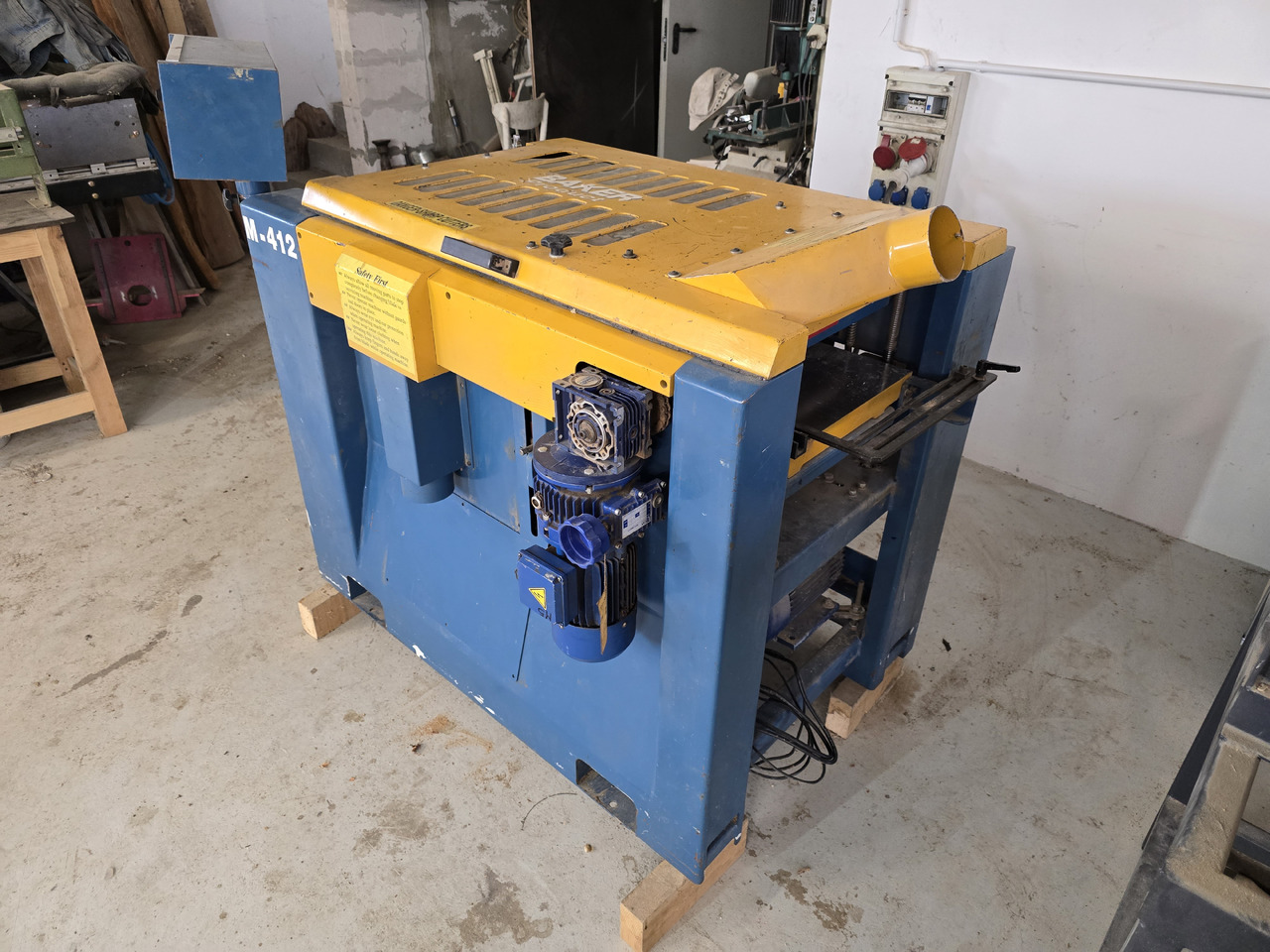 BAKER M-412 - Woodworking machinery: picture 5 BAKER M-412 - Woodworking machinery: picture 5
