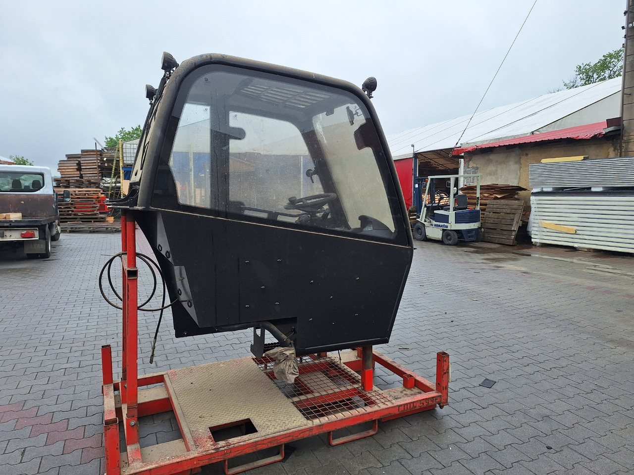 CAT - Cab for Loader: picture 5 CAT - Cab for Loader: picture 5
