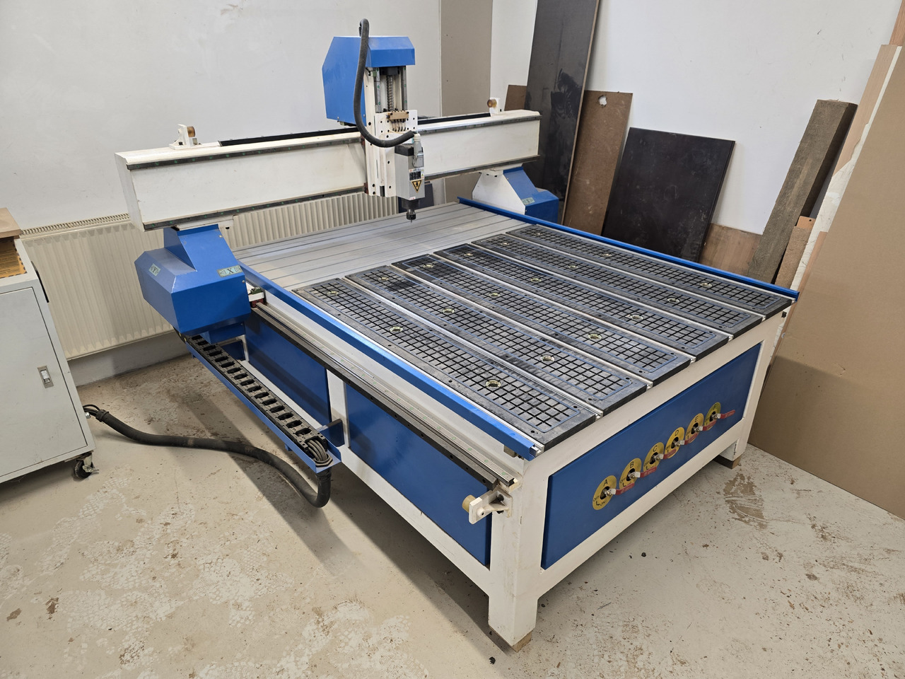 FLD1212 - Woodworking machinery: picture 4 FLD1212 - Woodworking machinery: picture 4