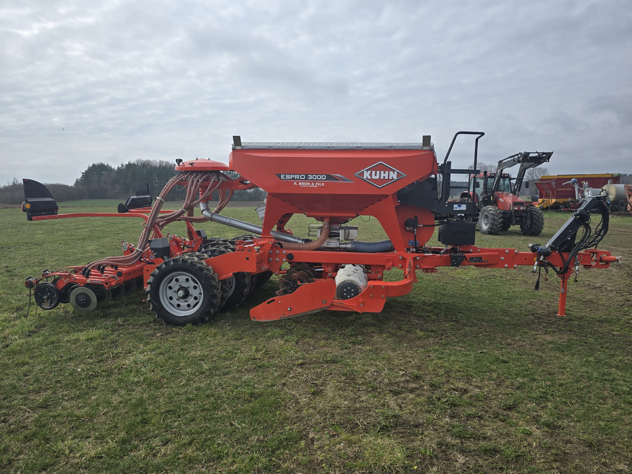 KUHN ESPRO 3000 VFB - Combine seed drill: picture 1 KUHN ESPRO 3000 VFB - Combine seed drill: picture 1