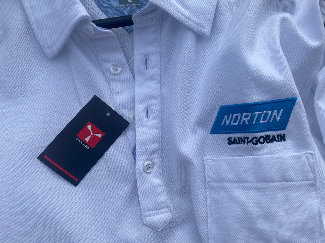 Norton, Dedra ukośnica, zestaw kluczy, lampa z czujnikiem, koszulka Polo - Garage equipment: picture 5 Norton, Dedra ukośnica, zestaw kluczy, lampa z czujnikiem, koszulka Polo - Garage equipment: picture 5