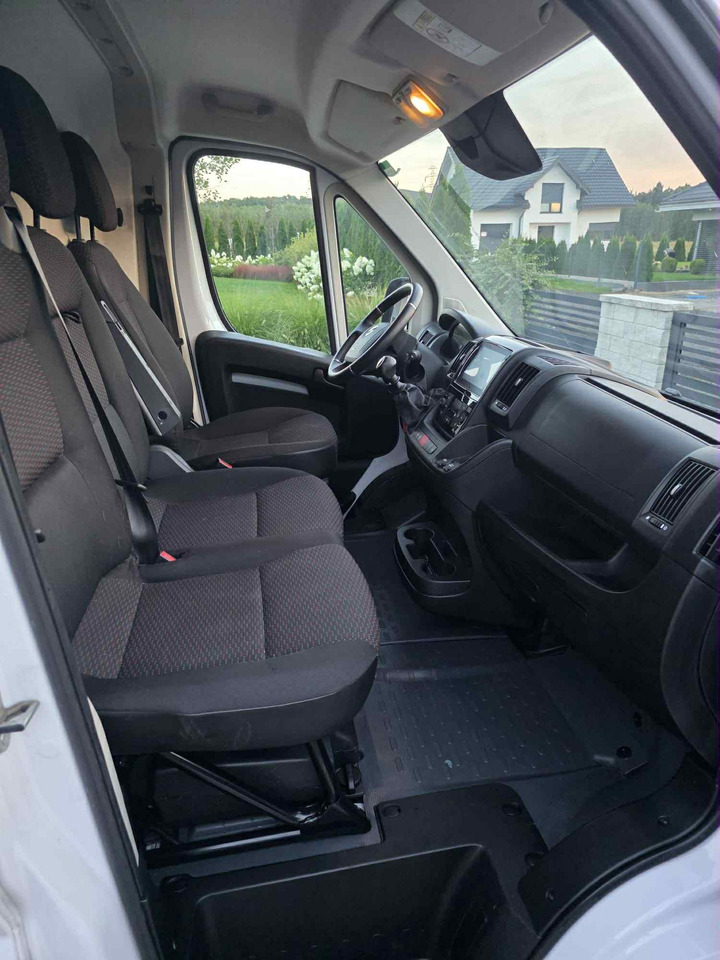 Opel Movano - Panel van: picture 5 Opel Movano - Panel van: picture 5