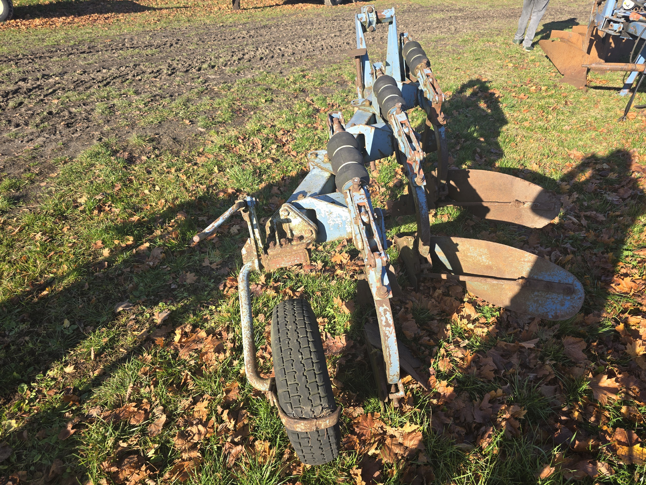 Overum 3 - Plough: picture 4 Overum 3 - Plough: picture 4