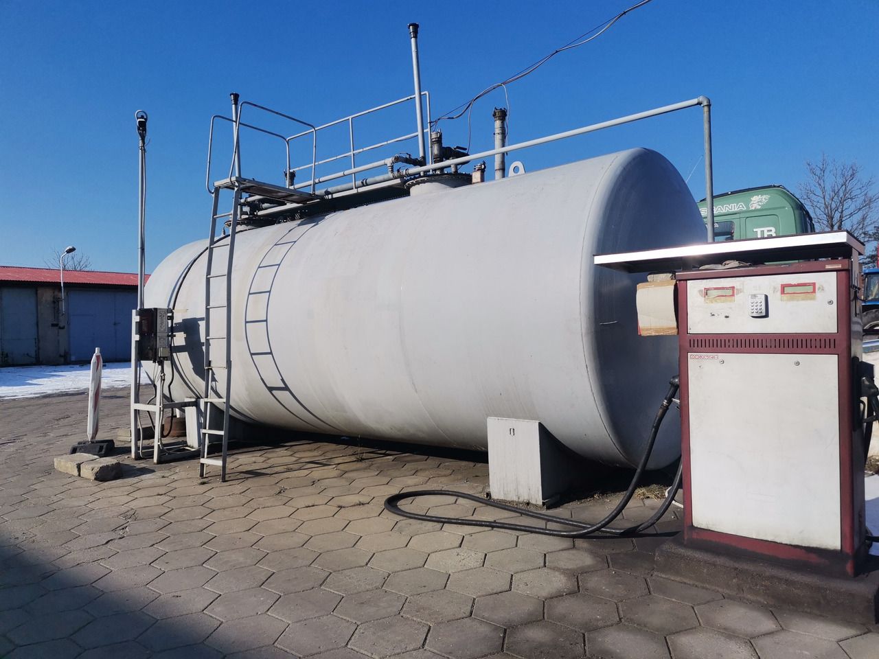 - Tank container: picture 1 - Tank container: picture 1