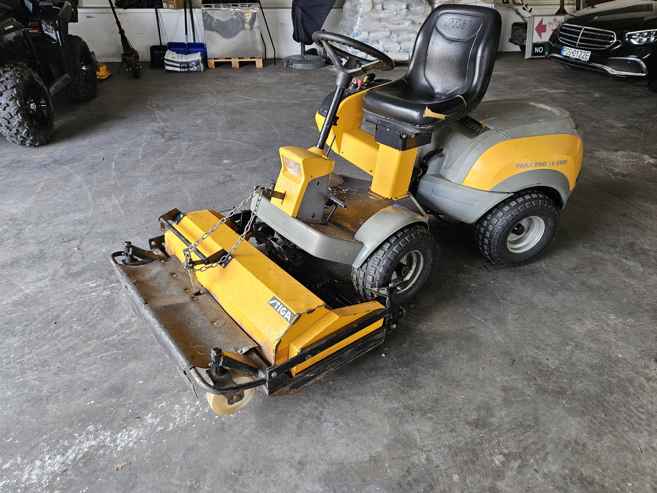 Stiga Park Pro 16 4WD - Lawn mower: picture 1 Stiga Park Pro 16 4WD - Lawn mower: picture 1