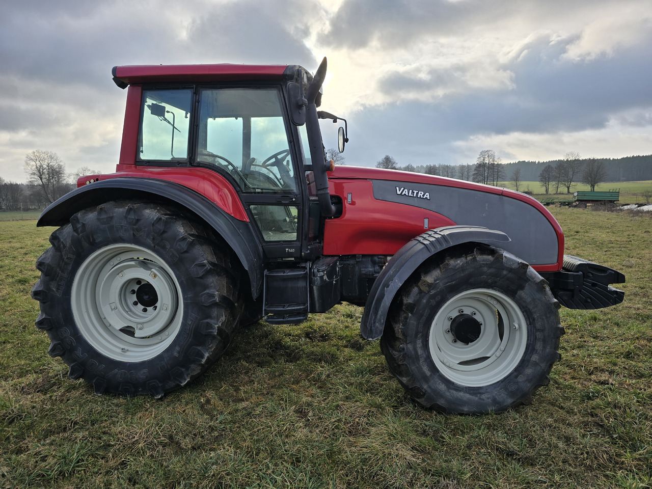 VALTRA T140 - Farm tractor: picture 3 VALTRA T140 - Farm tractor: picture 3