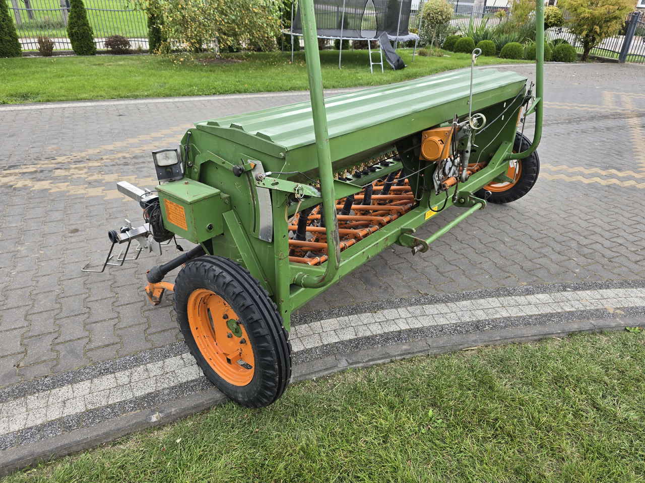 Amazone D8/30 SPECIAL - Sowing and planting equipment: picture 5 Amazone D8/30 SPECIAL - Sowing and planting equipment: picture 5