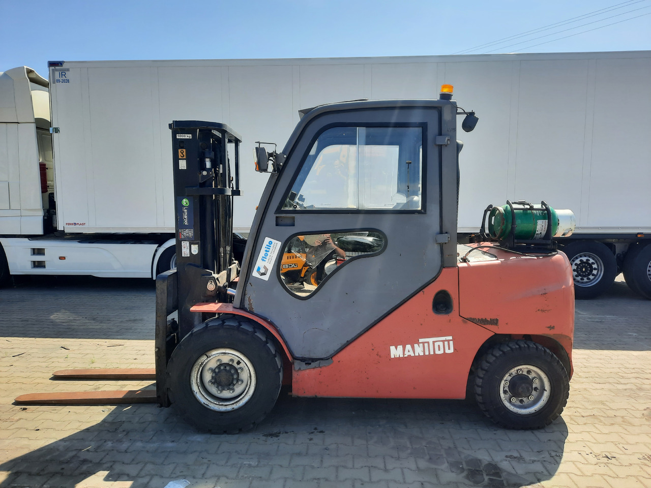 Manitou MI50G - Reach truck: picture 1 Manitou MI50G - Reach truck: picture 1
