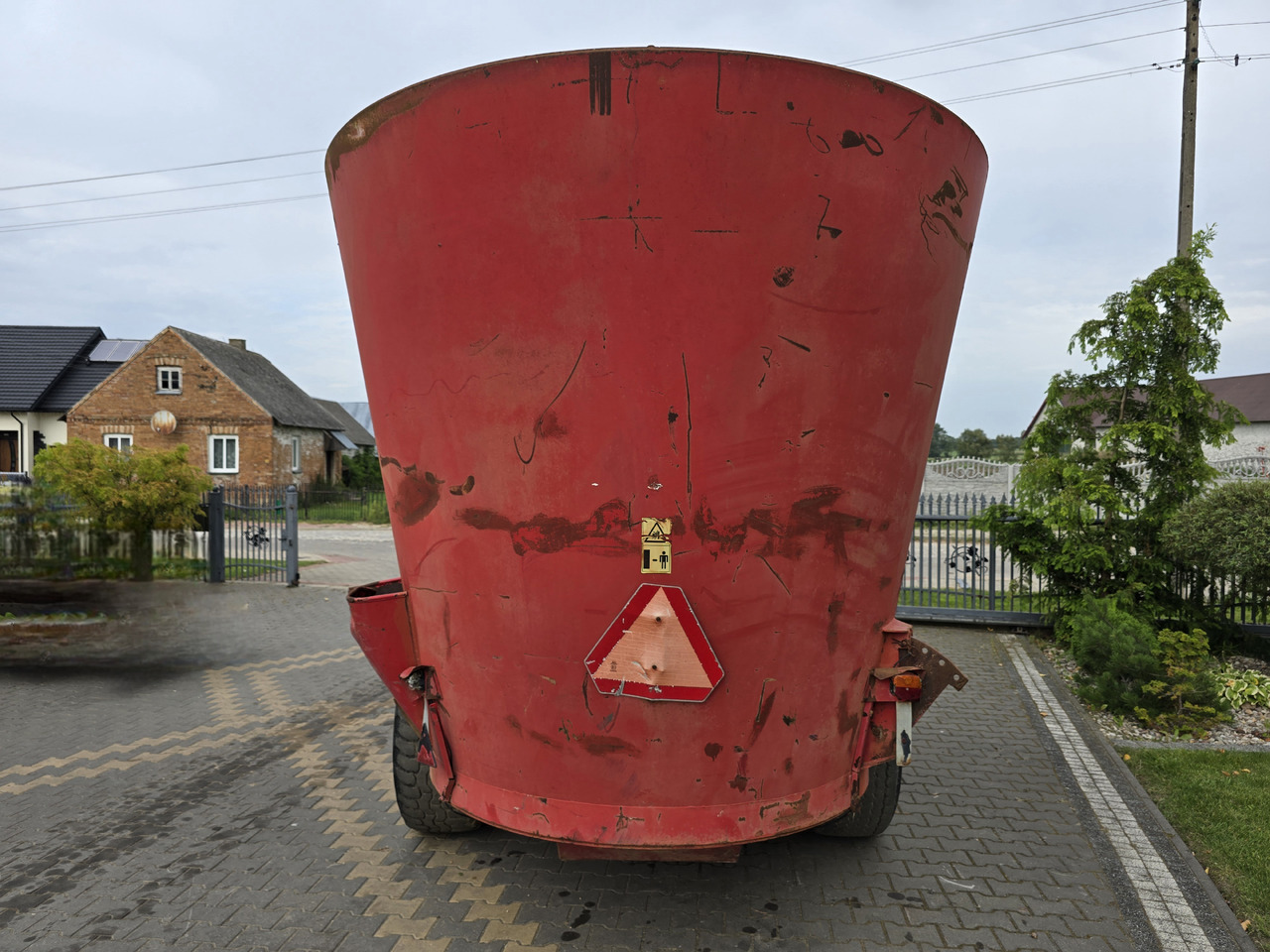 Trioliet SOLOMIX 1400 (SM-14 VL-2) - Forage mixer wagon: picture 4 Trioliet SOLOMIX 1400 (SM-14 VL-2) - Forage mixer wagon: picture 4