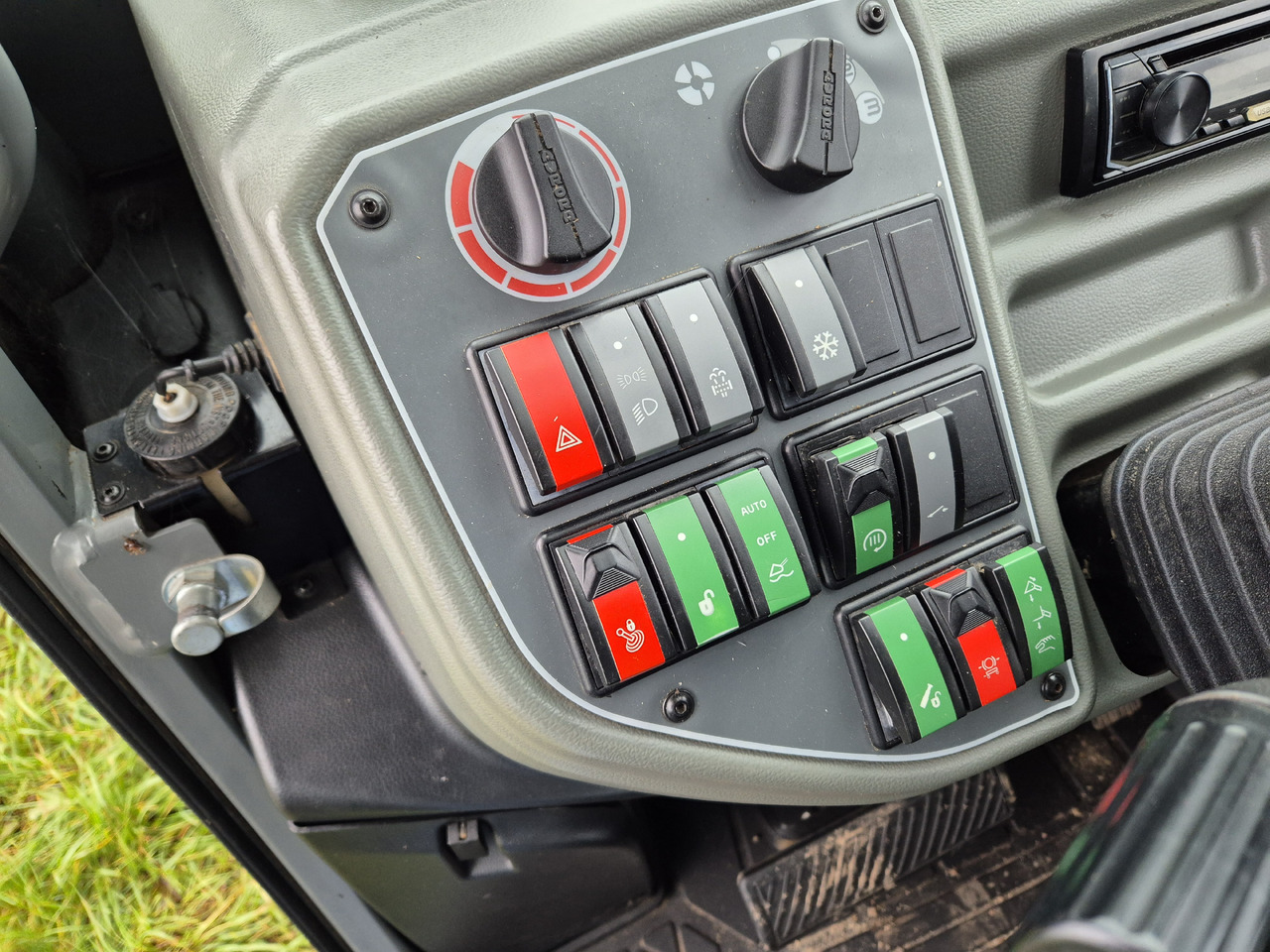 Telescopic handler Kramer KT 407 Ecospeed Vario: picture 15