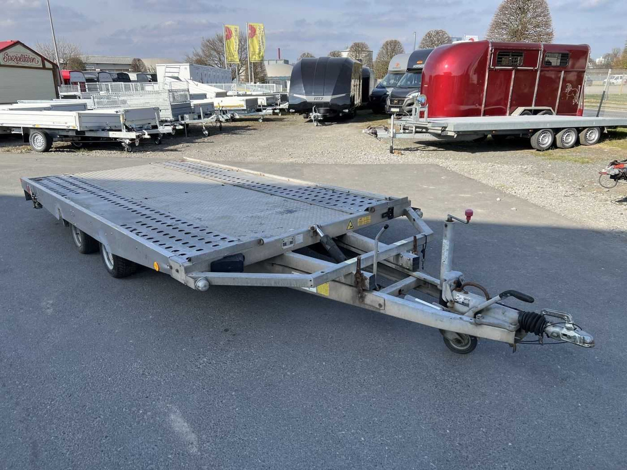 BOECKMANN ATH 27 Autotransporter kippbar - Autotransporter trailer: picture 1 BOECKMANN ATH 27 Autotransporter kippbar - Autotransporter trailer: picture 1