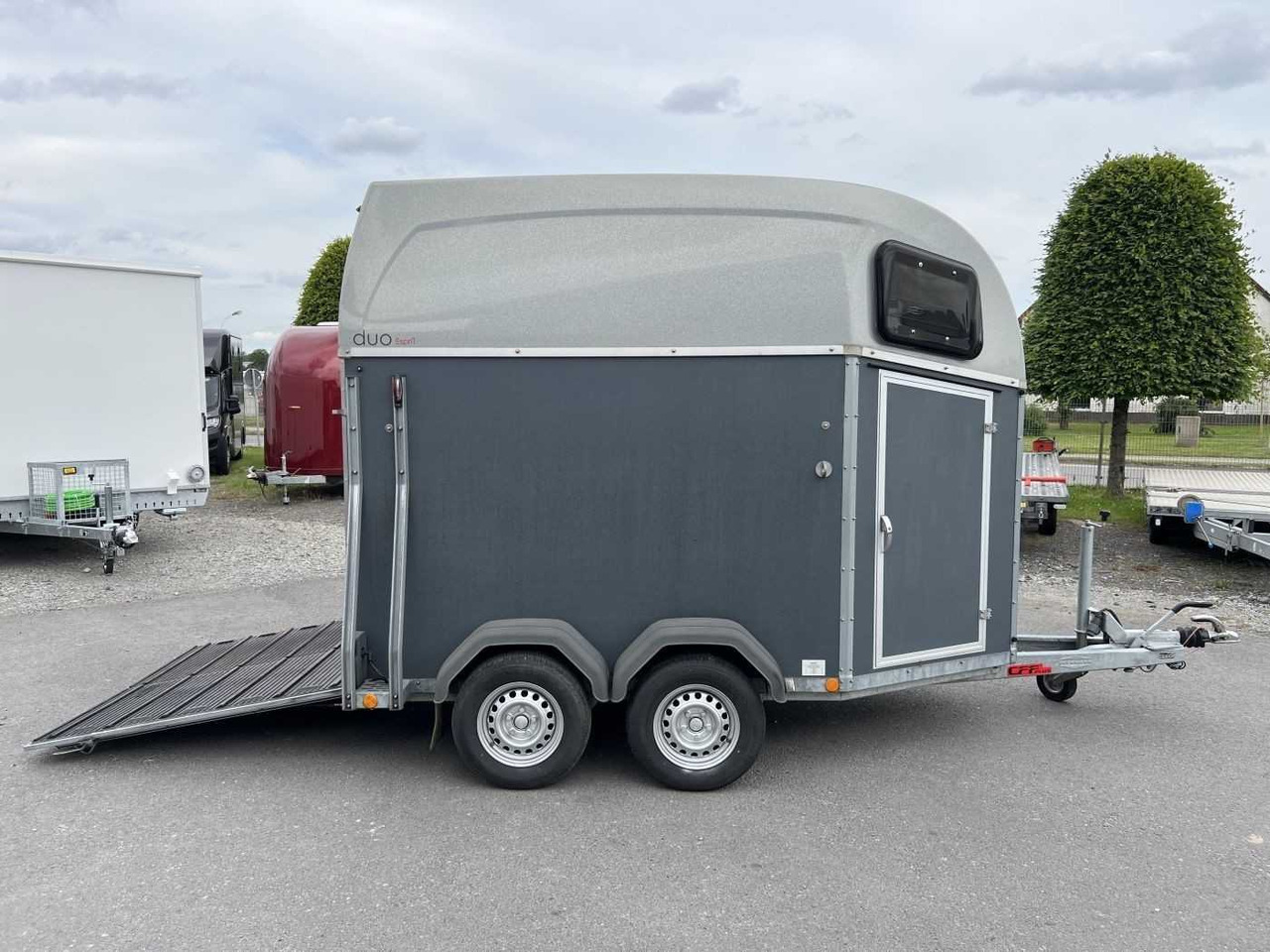 BOECKMANN Duo Esprit CG SK Pferdeanhänger - Horse trailer: picture 1 BOECKMANN Duo Esprit CG SK Pferdeanhänger - Horse trailer: picture 1