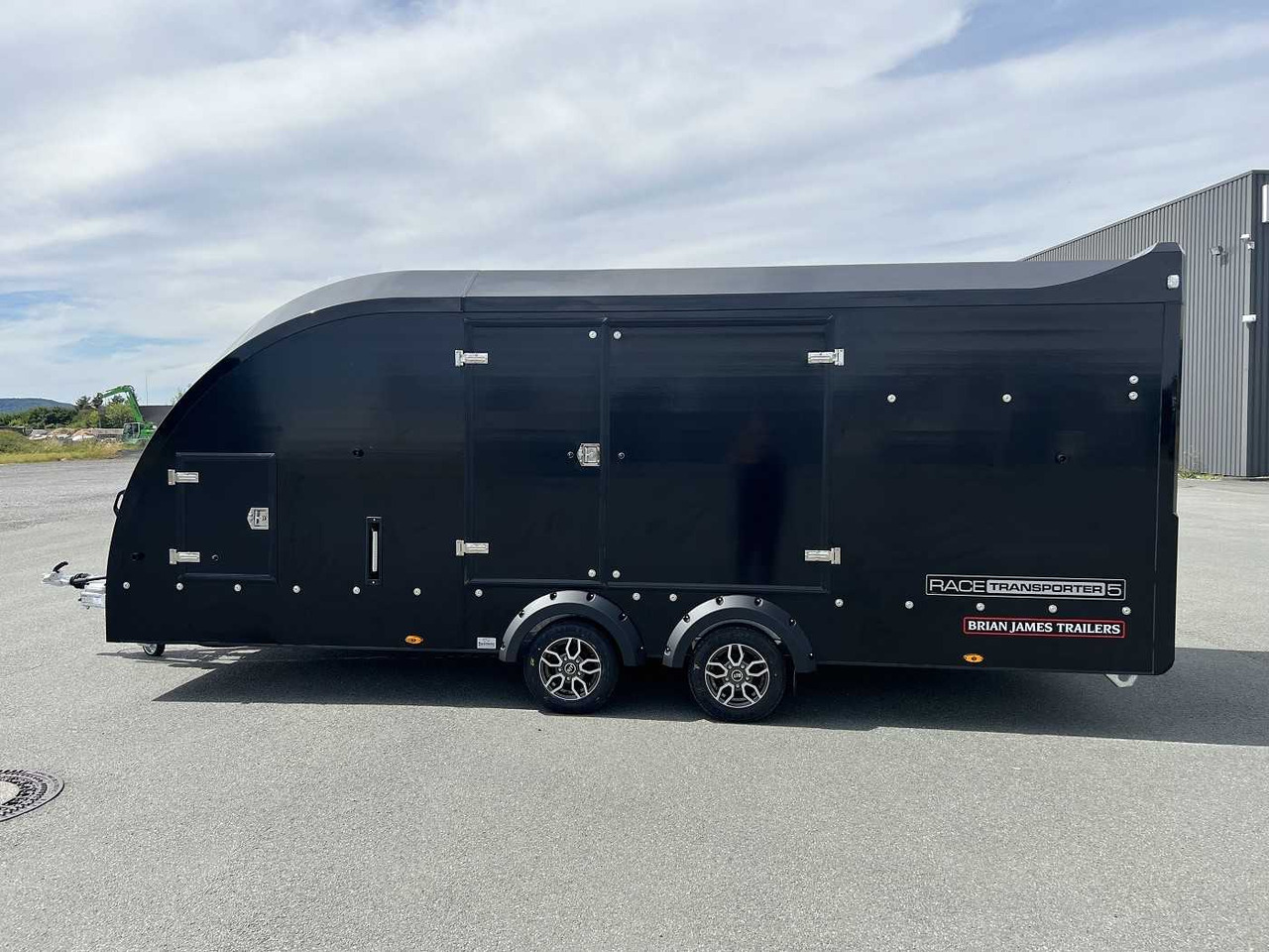 New Autotransporter trailer BRIAN_JAMES Race Transporter 5 Autotransporter geschlossen: picture 6