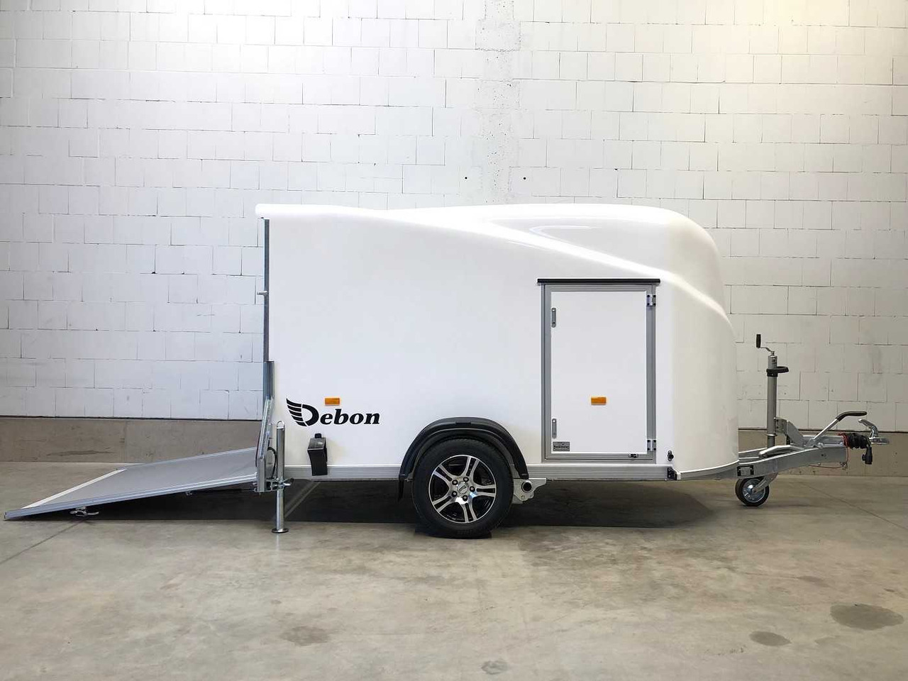 CHEVAL LIBERTE Cargo 1300.02+Tür Alu-Felgen Kofferanhänger - Closed box trailer: picture 1 CHEVAL LIBERTE Cargo 1300.02+Tür Alu-Felgen Kofferanhänger - Closed box trailer: picture 1