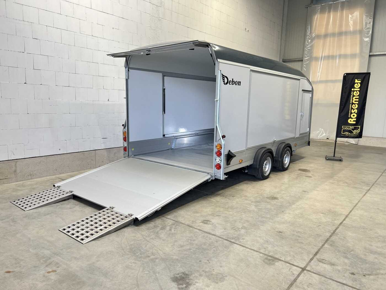 CHEVAL LIBERTE DEBON C1000 Roadster Autotransporter geschlossen - Autotransporter trailer: picture 3 CHEVAL LIBERTE DEBON C1000 Roadster Autotransporter geschlossen - Autotransporter trailer: picture 3