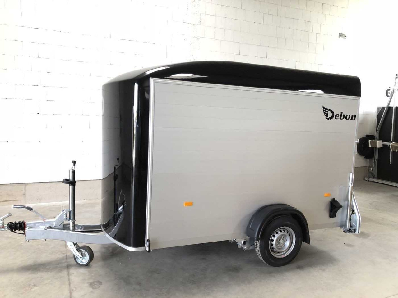 Leasing of CHEVAL LIBERTE DEBON C300 Roadster Kofferanhänger CHEVAL LIBERTE DEBON C300 Roadster Kofferanhänger: picture 25