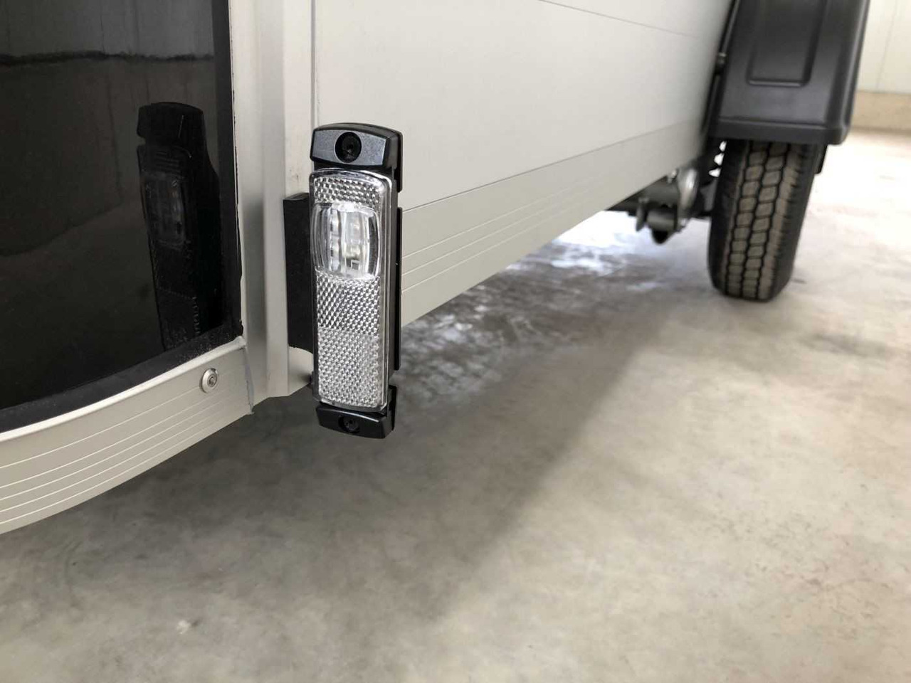 Leasing of CHEVAL LIBERTE DEBON C300 Roadster Kofferanhänger CHEVAL LIBERTE DEBON C300 Roadster Kofferanhänger: picture 21