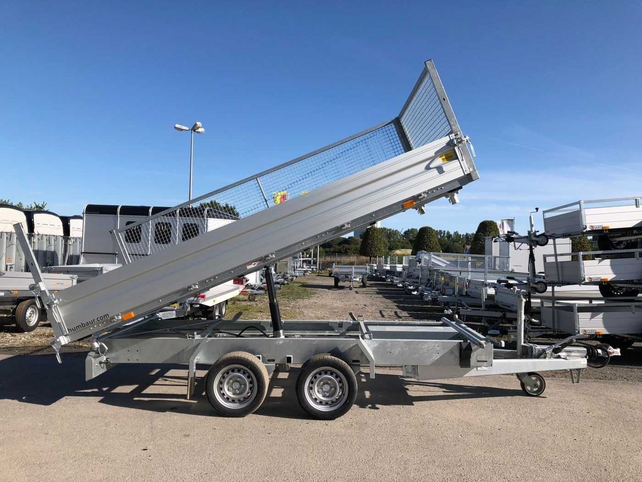 HUMBAUR HTK 3500.37 Gitter Dreiseitenkipper - Tipper trailer: picture 1 HUMBAUR HTK 3500.37 Gitter Dreiseitenkipper - Tipper trailer: picture 1