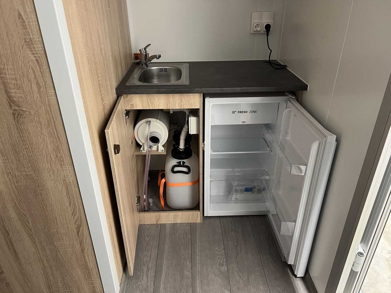 New Construction container, Trailer ROSEMEIER VE Mobi 4201 WC Bauwagen: picture 9 New Construction container, Trailer ROSEMEIER VE Mobi 4201 WC Bauwagen: picture 9