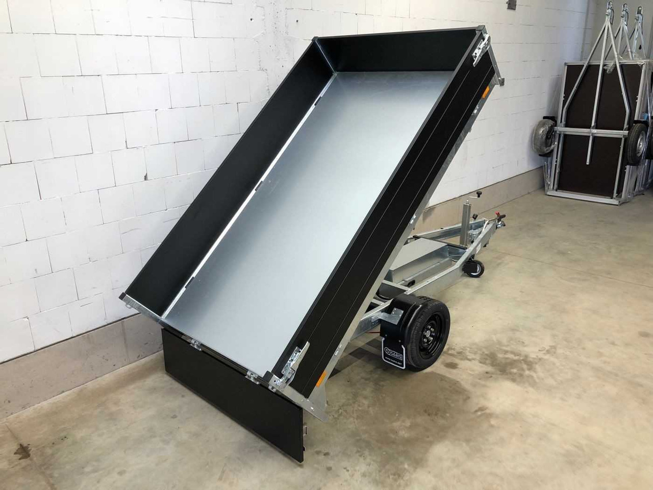 SARIS K1 276 150 1500 1 E Black Edit Rückwärtskipper - Tipper trailer: picture 4 SARIS K1 276 150 1500 1 E Black Edit Rückwärtskipper - Tipper trailer: picture 4