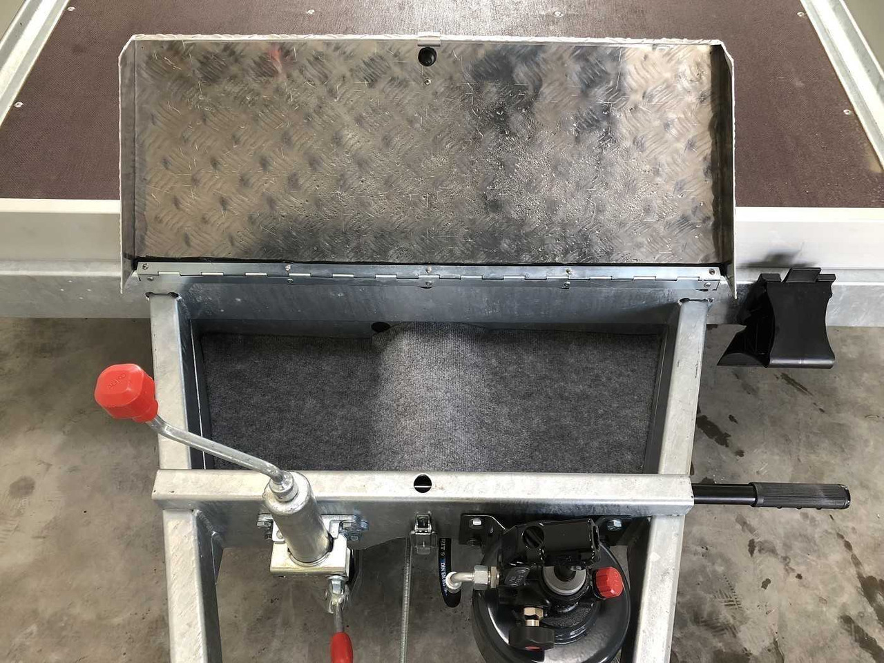 New Motorcycle trailer VEZEKO Husky FB 13.28 Absenker: picture 18