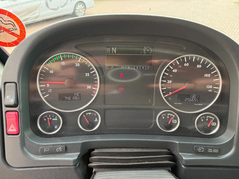 MAN TGM 18.250 TGM 18.250 4X2 Koffer mit Ladebordwand TUV-2-2026 NL-Truck - Box truck: picture 4 MAN TGM 18.250 TGM 18.250 4X2 Koffer mit Ladebordwand TUV-2-2026 NL-Truck - Box truck: picture 4