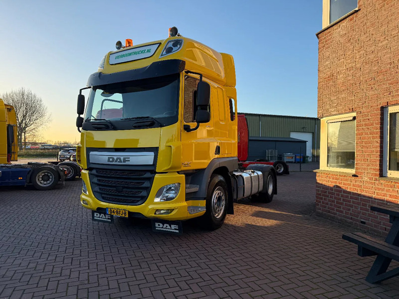 DAF CF 400 CF400 4X2 SPACECAB / WELGRO COMPRESSOR / ONLY 655TKM / TOP CONDITION NL TRUCK - Tractor unit: picture 2 DAF CF 400 CF400 4X2 SPACECAB / WELGRO COMPRESSOR / ONLY 655TKM / TOP CONDITION NL TRUCK - Tractor unit: picture 2