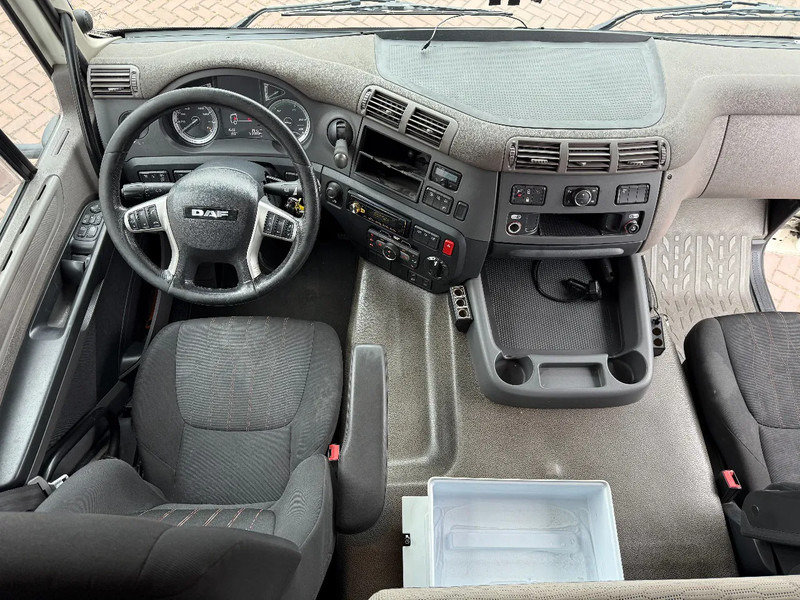 DAF CF 410 4X2 SPACECAB EURO6 DISTRIBUTIETREKKER MILIEUZONE DAF ONDERHOUD HOLLAND TRUCK!!! - Tractor unit: picture 5 DAF CF 410 4X2 SPACECAB EURO6 DISTRIBUTIETREKKER MILIEUZONE DAF ONDERHOUD HOLLAND TRUCK!!! - Tractor unit: picture 5