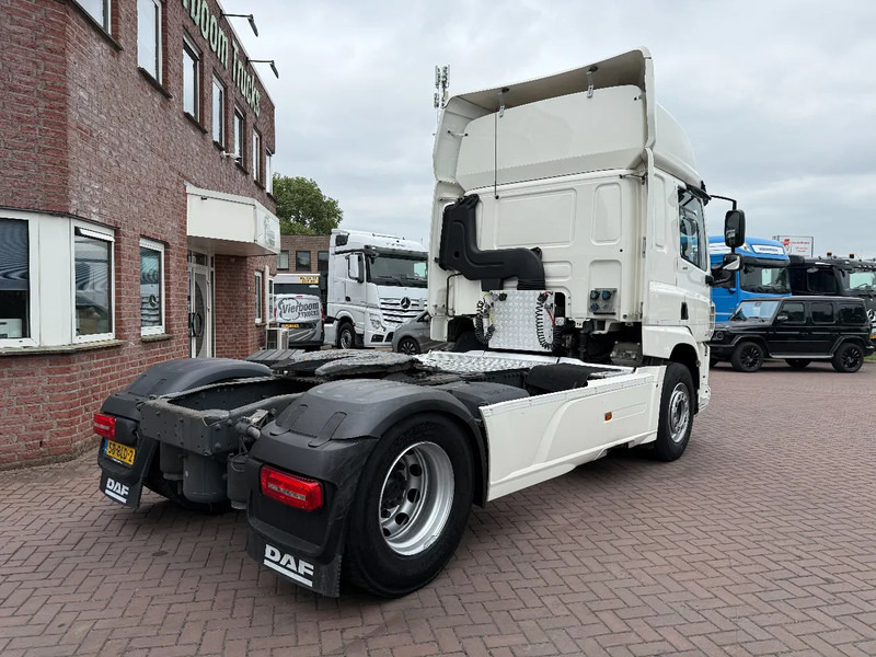 DAF CF 410 4X2 SPACECAB EURO6 DISTRIBUTIETREKKER MILIEUZONE DAF ONDERHOUD HOLLAND TRUCK!!! - Tractor unit: picture 4 DAF CF 410 4X2 SPACECAB EURO6 DISTRIBUTIETREKKER MILIEUZONE DAF ONDERHOUD HOLLAND TRUCK!!! - Tractor unit: picture 4