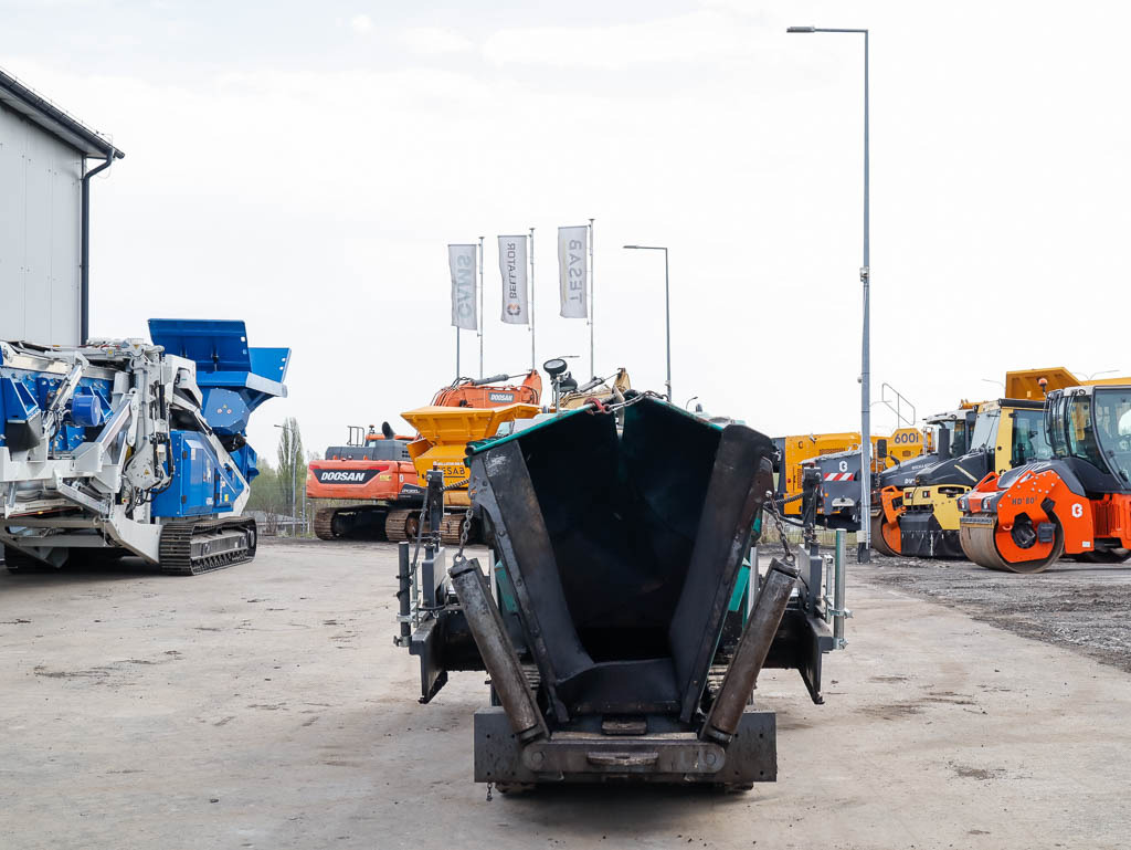 VÖGELE SUPER 800-3i - Asphalt paver: picture 3 VÖGELE SUPER 800-3i - Asphalt paver: picture 3