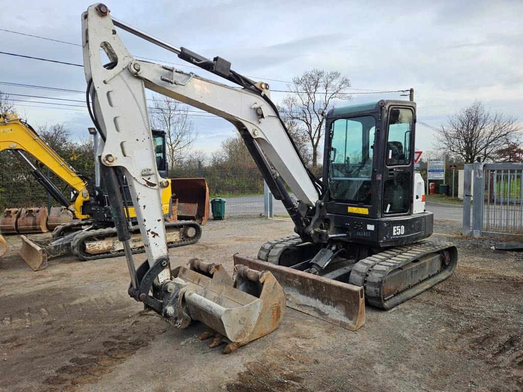 BOBCAT E 50 - Mini excavator: picture 1 BOBCAT E 50 - Mini excavator: picture 1