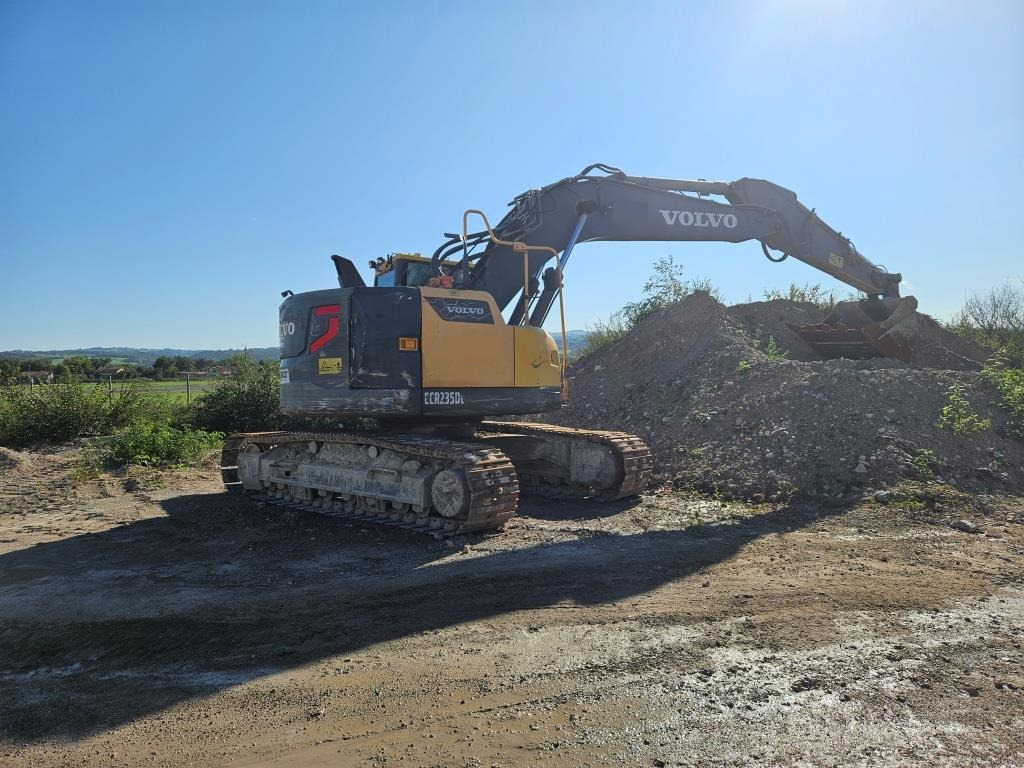 VOLVO ECR 235 DL - Crawler excavator: picture 2 VOLVO ECR 235 DL - Crawler excavator: picture 2