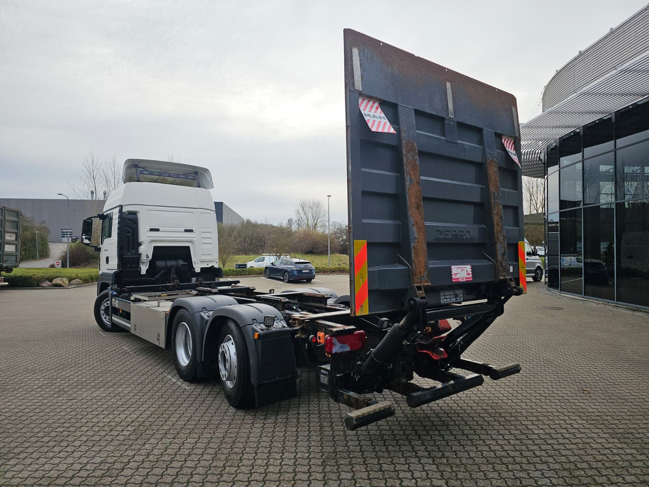 MAN TGS 26.500 6X2-4 - Container transporter/ Swap body truck: picture 4 MAN TGS 26.500 6X2-4 - Container transporter/ Swap body truck: picture 4