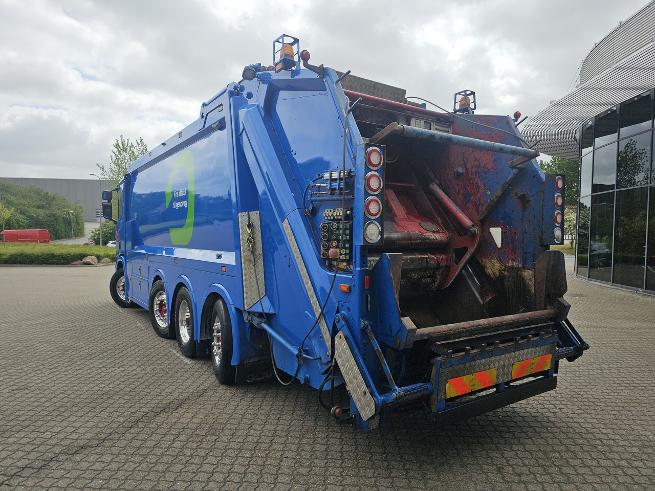 Scania R520 8x2 - Refuse truck: picture 3 Scania R520 8x2 - Refuse truck: picture 3