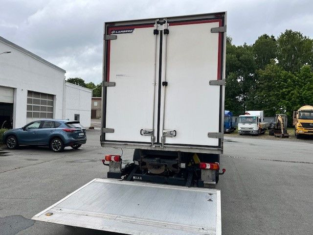 Leasing of  Mercedes-Benz Antos1835 Tiefkühlaufbau  Ladebordw. Thermoking Mercedes-Benz Antos1835 Tiefkühlaufbau  Ladebordw. Thermoking: picture 15 Leasing of  Mercedes-Benz Antos1835 Tiefkühlaufbau  Ladebordw. Thermoking Mercedes-Benz Antos1835 Tiefkühlaufbau  Ladebordw. Thermoking: picture 15