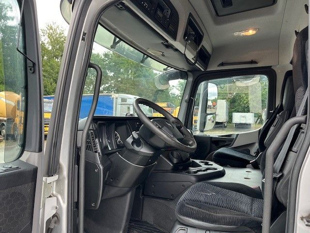 Leasing of  Mercedes-Benz Antos1835 Tiefkühlaufbau  Ladebordw. Thermoking Mercedes-Benz Antos1835 Tiefkühlaufbau  Ladebordw. Thermoking: picture 23 Leasing of  Mercedes-Benz Antos1835 Tiefkühlaufbau  Ladebordw. Thermoking Mercedes-Benz Antos1835 Tiefkühlaufbau  Ladebordw. Thermoking: picture 23