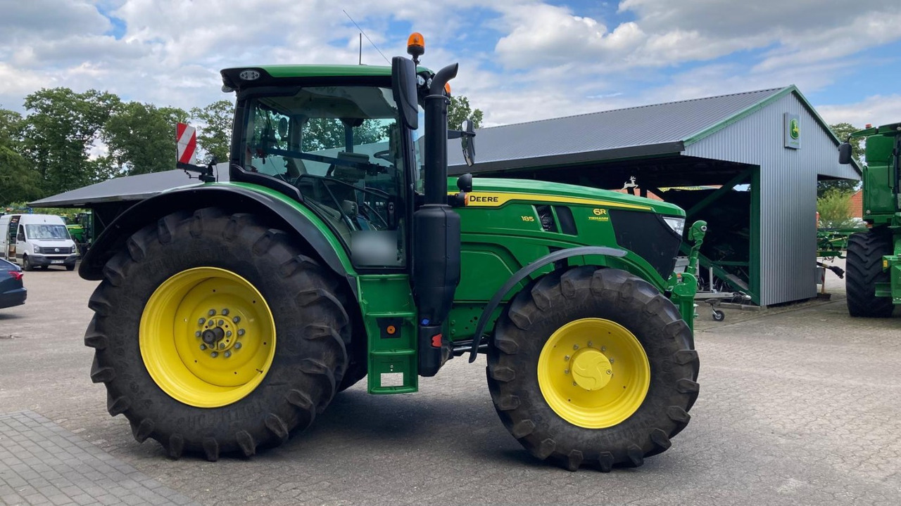 John Deere 6R 185 - Farm tractor: picture 4 John Deere 6R 185 - Farm tractor: picture 4