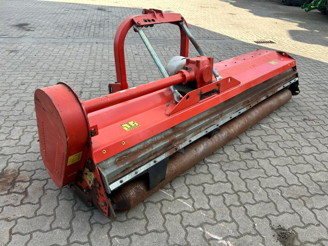 Kuhn VKM 280 - Flail mower: picture 4 Kuhn VKM 280 - Flail mower: picture 4