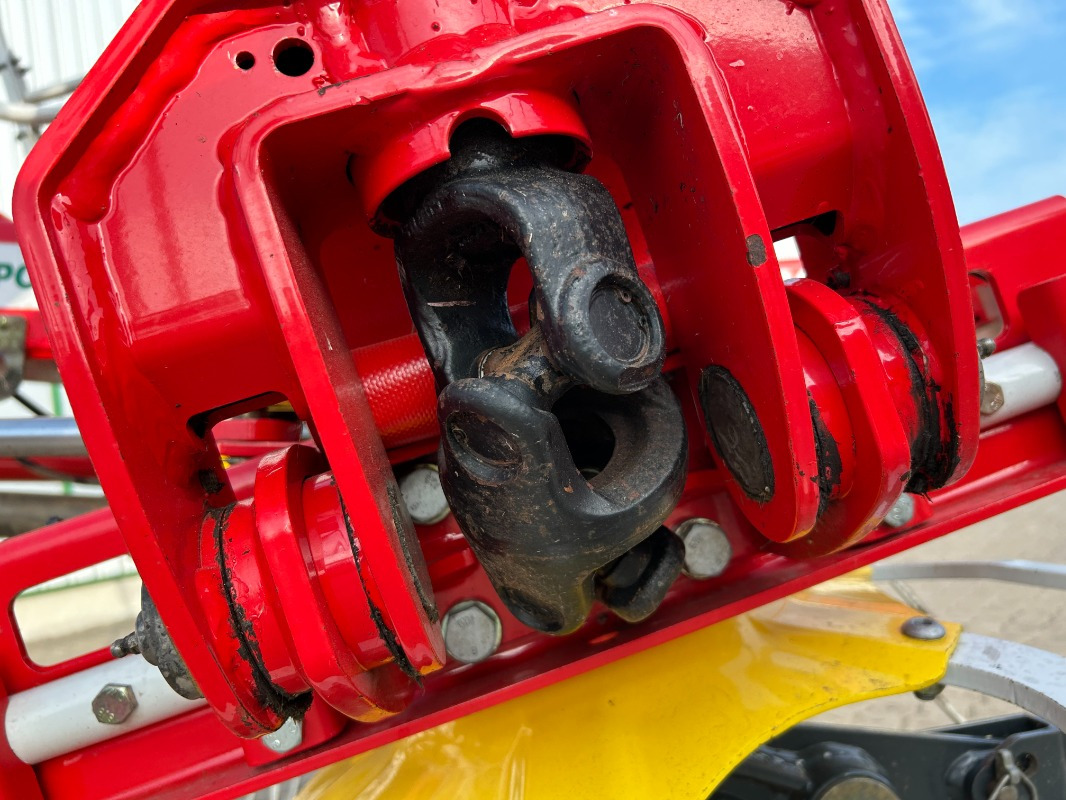 Pöttinger HIT 8.91 - Tedder/ Rake: picture 5 Pöttinger HIT 8.91 - Tedder/ Rake: picture 5