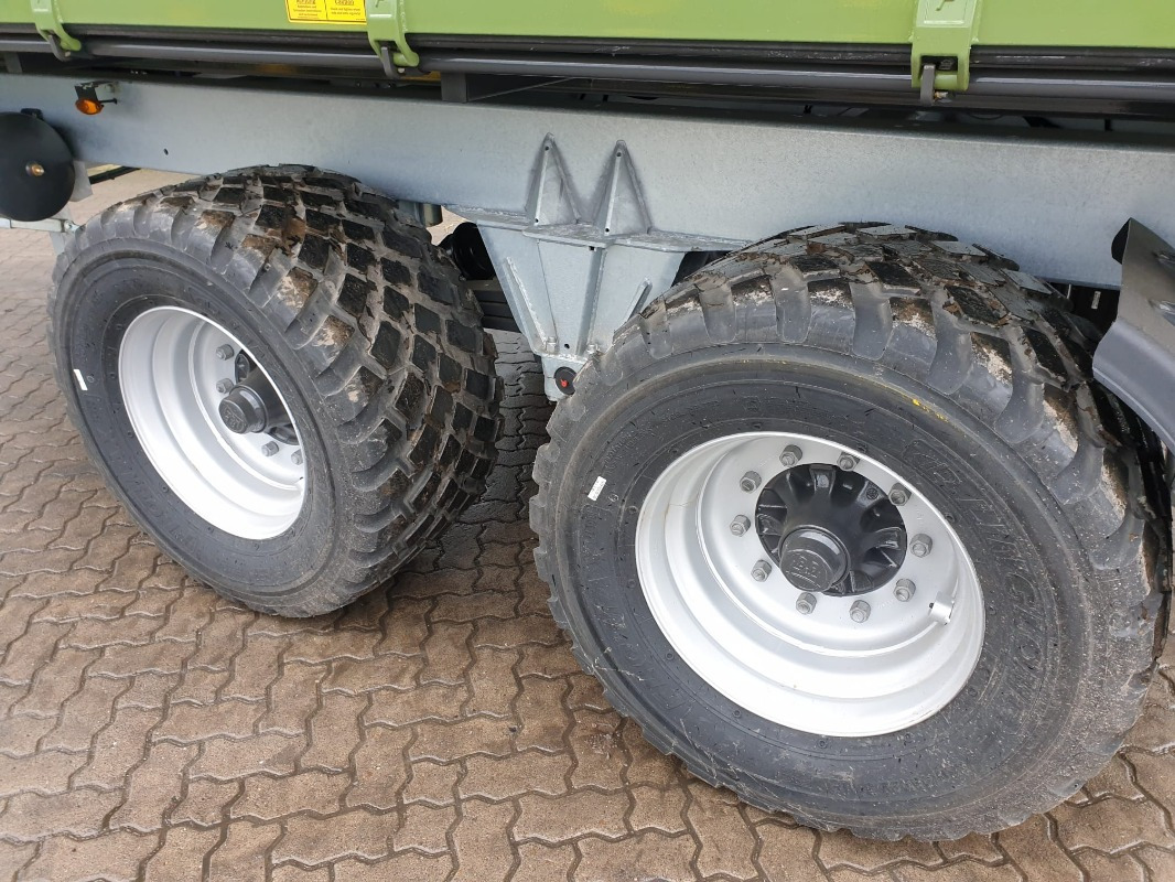 Fliegl TDK 200 FOX - Trailer: picture 4 Fliegl TDK 200 FOX - Trailer: picture 4