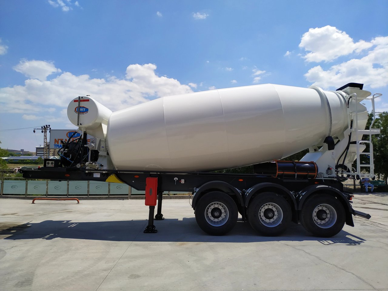 NT MAKINA TRAILERMIXER - Concrete mixer semi-trailer: picture 2 NT MAKINA TRAILERMIXER - Concrete mixer semi-trailer: picture 2