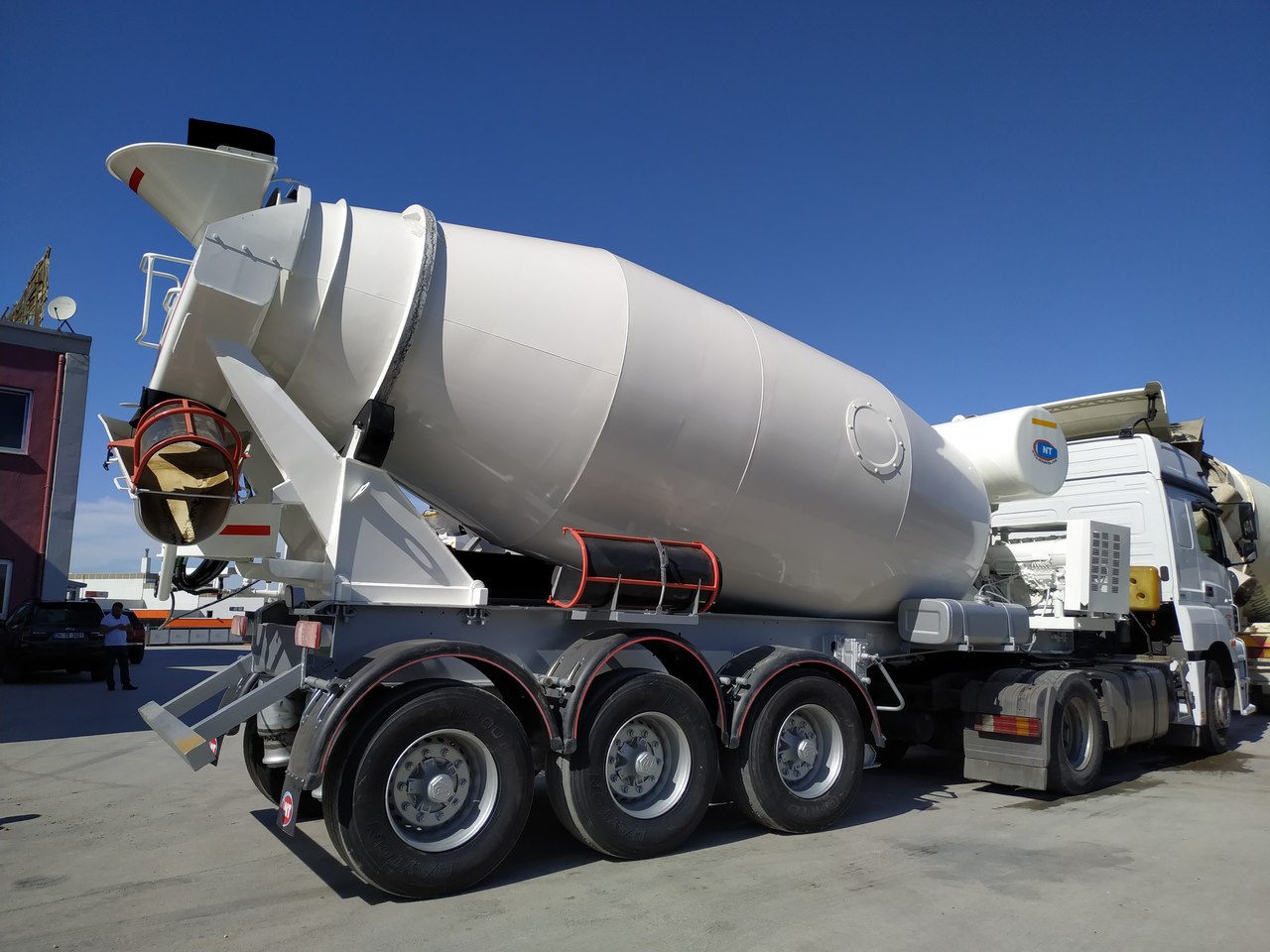 New Concrete mixer semi-trailer NT MAKINA TRAILERMIXER: picture 9 New Concrete mixer semi-trailer NT MAKINA TRAILERMIXER: picture 9