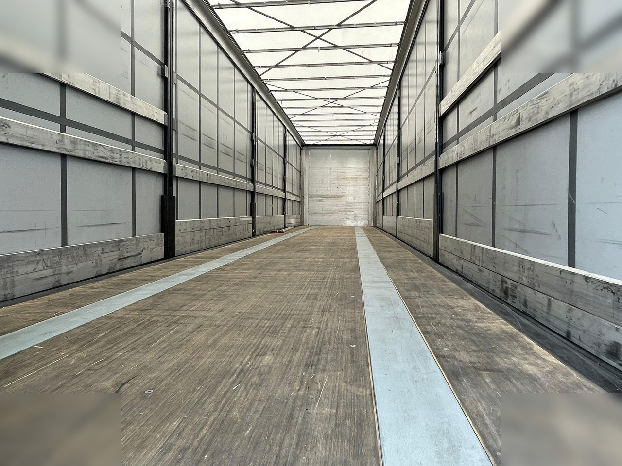 KÖGEL - Curtainsider semi-trailer: picture 3 KÖGEL - Curtainsider semi-trailer: picture 3