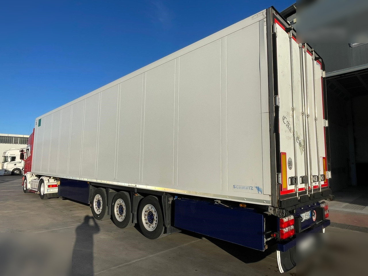 SCHMITZ CARGOBULL - Refrigerated semi-trailer: picture 5 SCHMITZ CARGOBULL - Refrigerated semi-trailer: picture 5