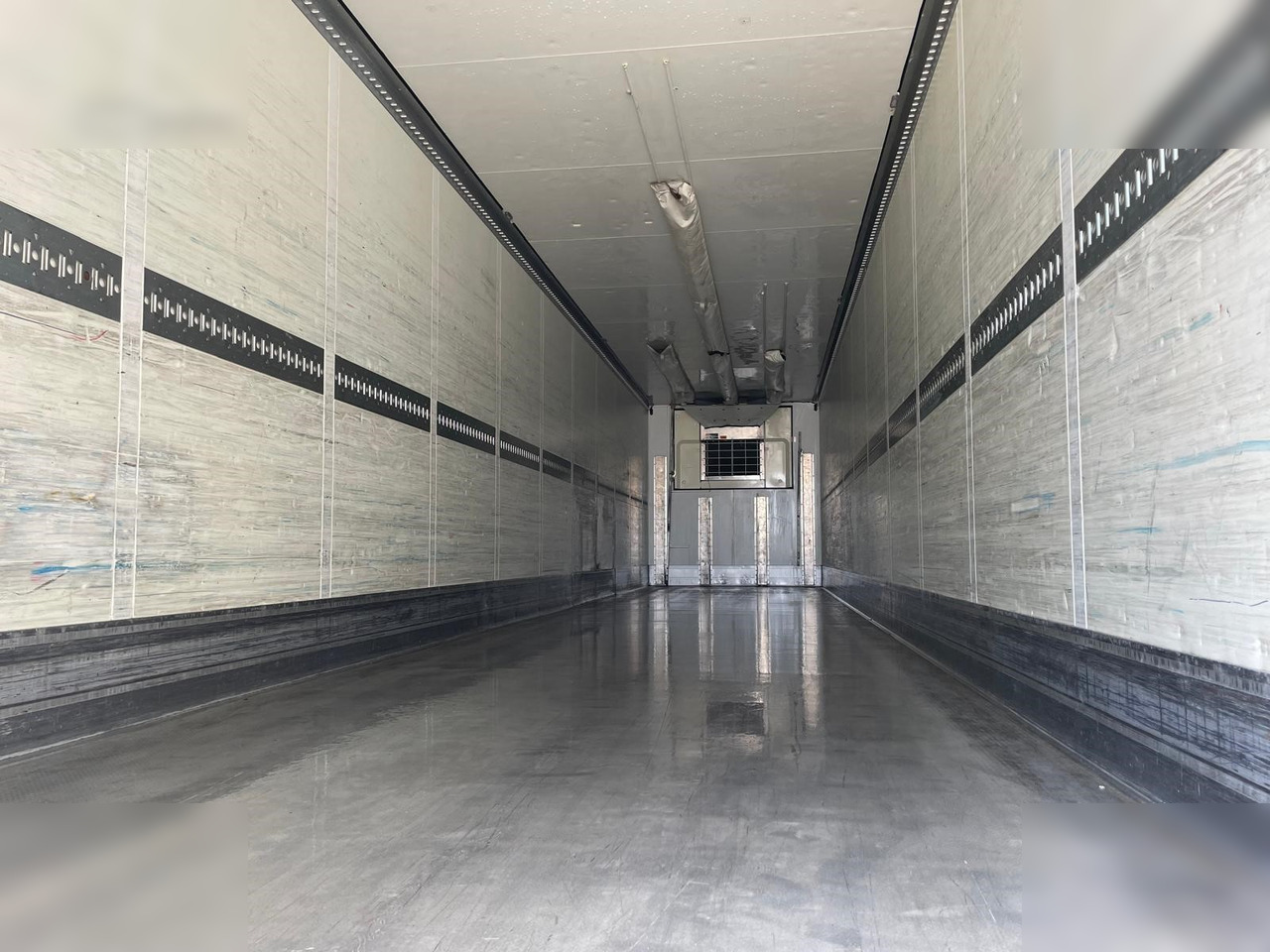SCHMITZ - Refrigerated semi-trailer: picture 3 SCHMITZ - Refrigerated semi-trailer: picture 3