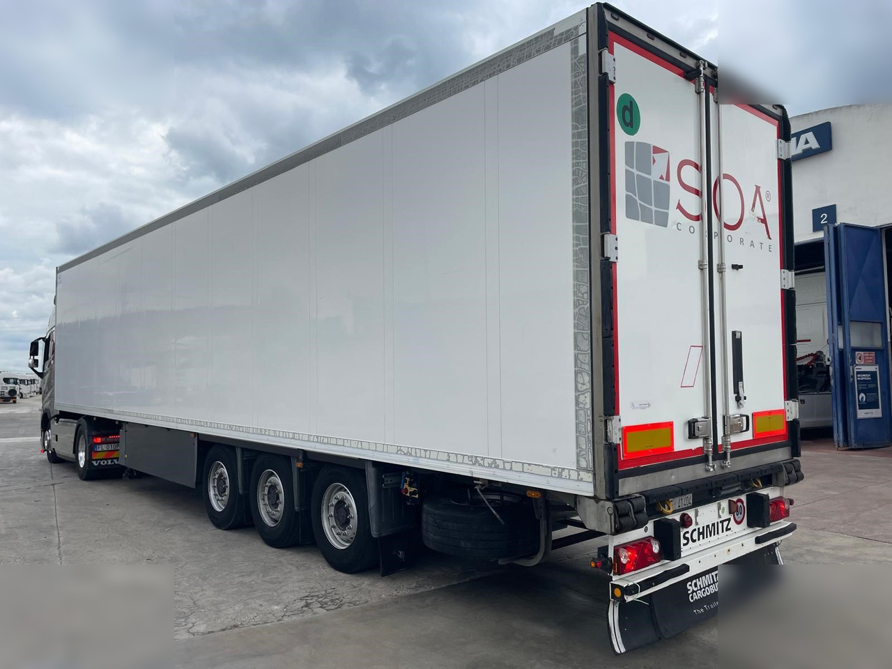 SCHMITZ - Refrigerated semi-trailer: picture 4 SCHMITZ - Refrigerated semi-trailer: picture 4