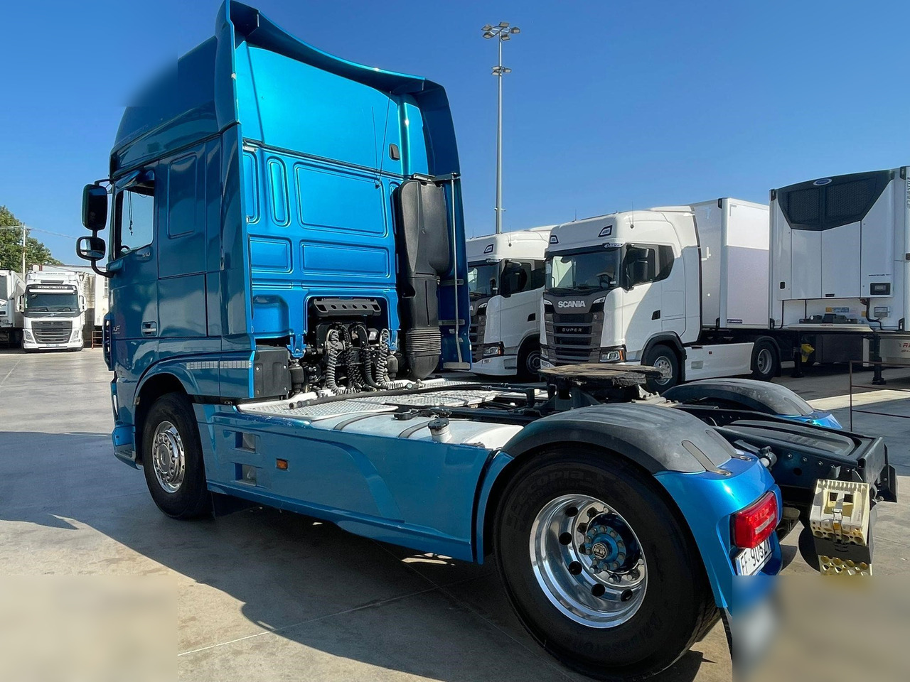 DAF XF105.510 - Tractor unit: picture 3 DAF XF105.510 - Tractor unit: picture 3