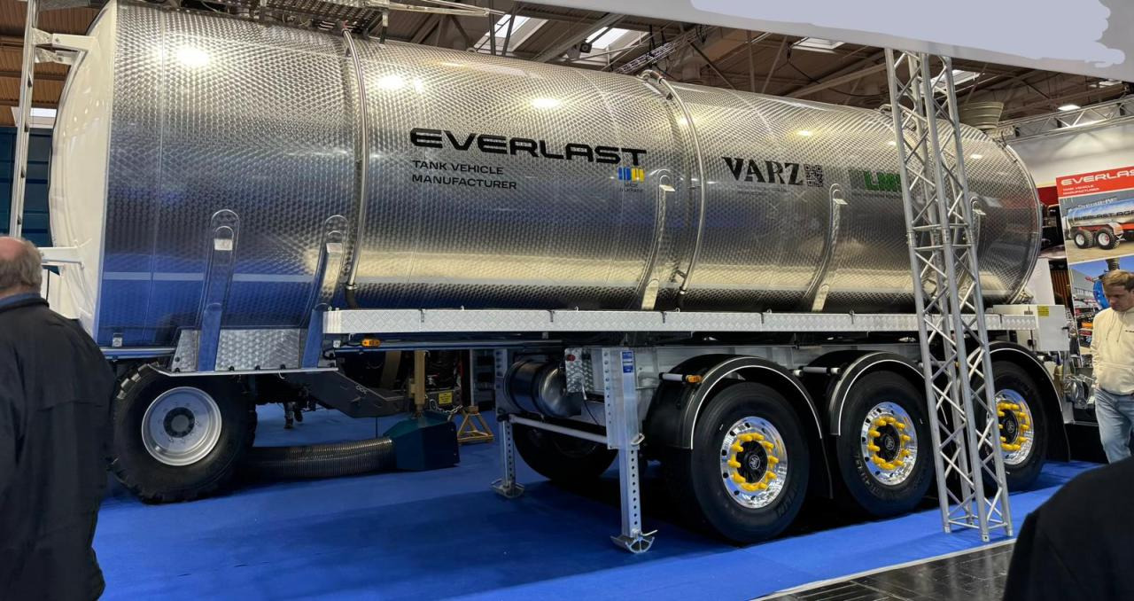 Güllezubringer - Fertilizing equipment: picture 1 Güllezubringer - Fertilizing equipment: picture 1