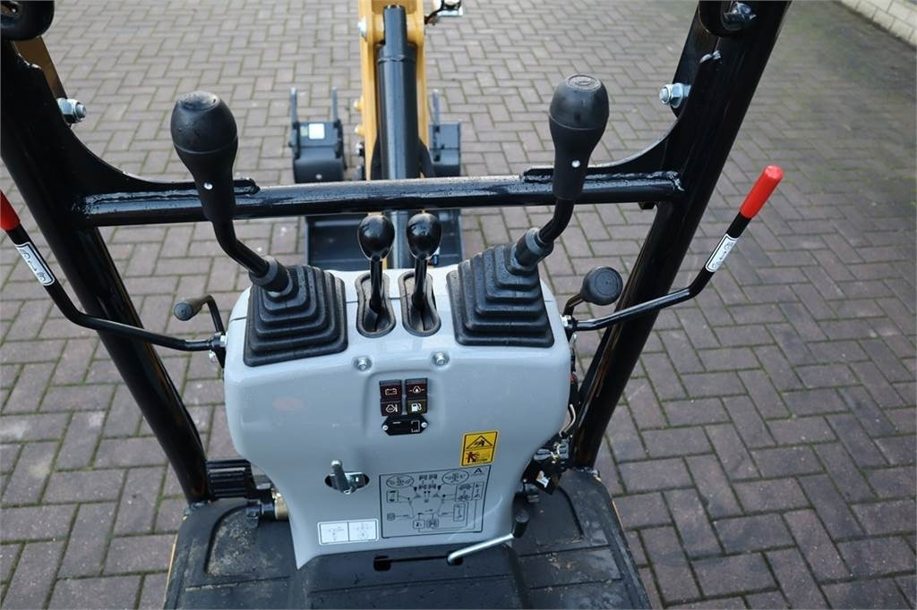 CAT 300.9D NEW, Valid inspection, *Guarantee! Hydr Qui - Mini excavator: picture 3 CAT 300.9D NEW, Valid inspection, *Guarantee! Hydr Qui - Mini excavator: picture 3