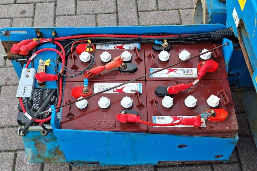 Genie GS1932 E-Drive Several In Stock, 8m Working Height - Scissor lift: picture 3 Genie GS1932 E-Drive Several In Stock, 8m Working Height - Scissor lift: picture 3